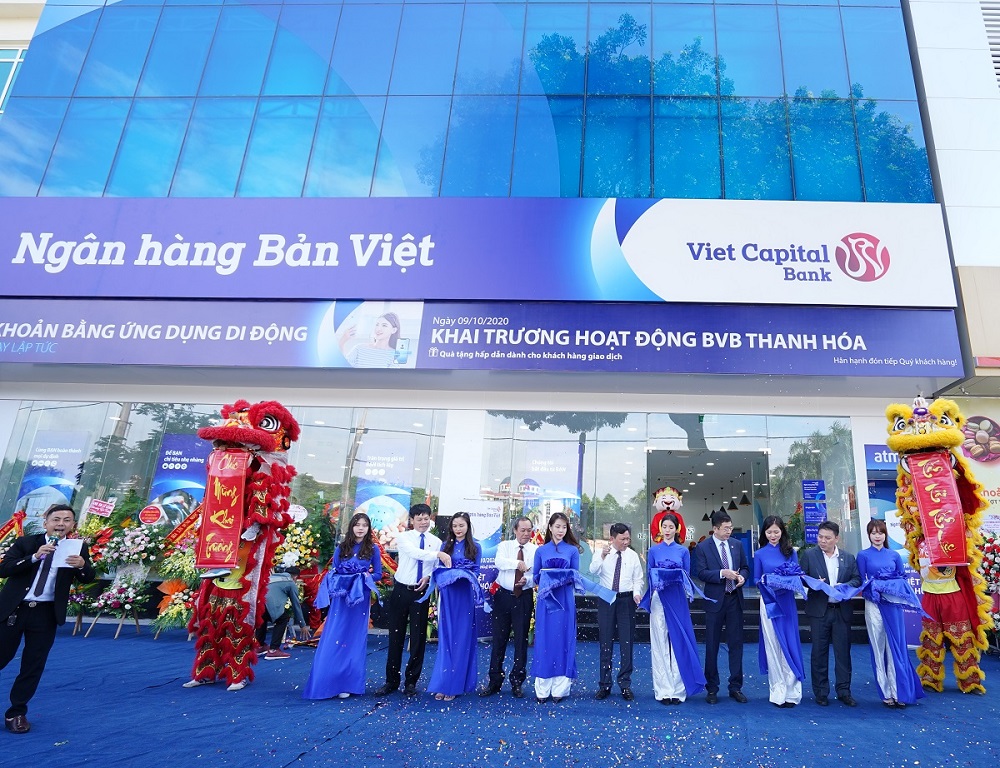 lễ trai trương của ngân hàng Bản Việt
